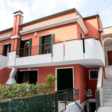 House Smeraldo By Holiday World Τζεσόλο Λίντο Εξωτερικό φωτογραφία